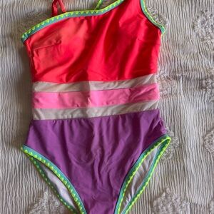 NEW with tags Women’s Small Bathing Suit One Piece colorful tropical vacation